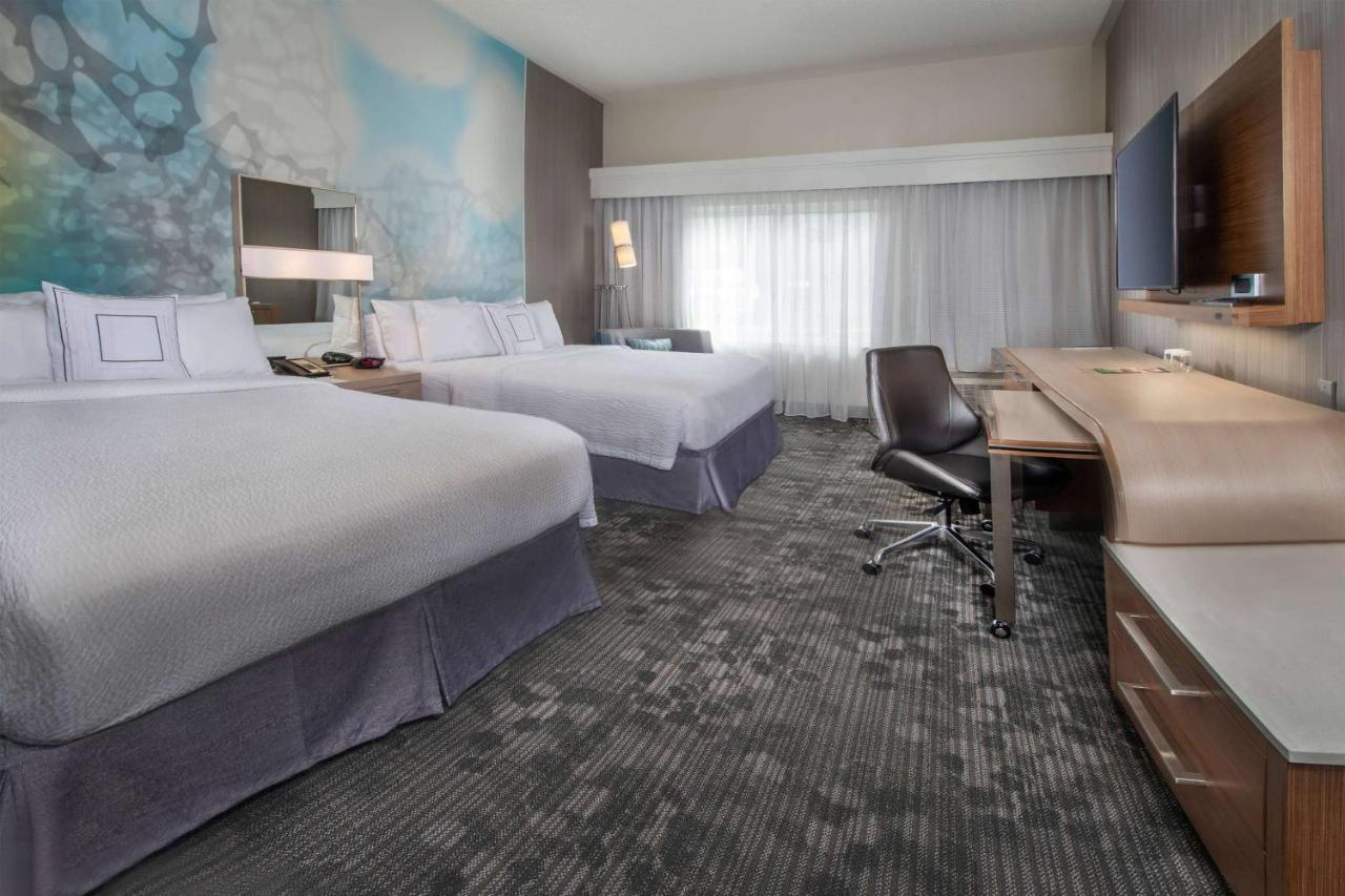 Sonesta Select Allentown Bethlehem Airport Exterior photo