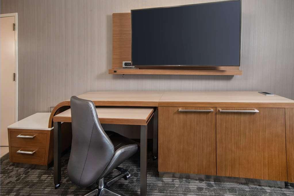 Sonesta Select Allentown Bethlehem Airport Room photo